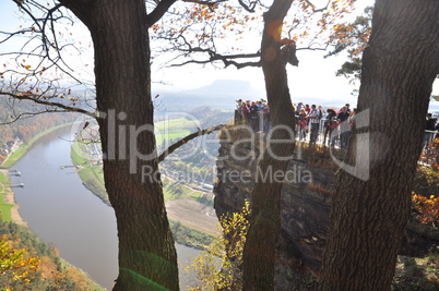 Blick von der Bastei zur Elbe