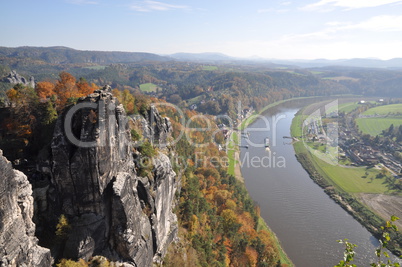 Blick von der Bastei zur Elbe