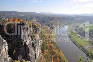Blick von der Bastei zur Elbe