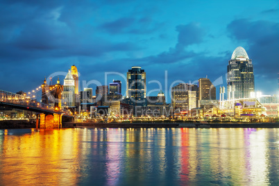 Cincinnati downtown overview