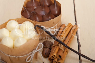 chocolate vanilla and spices cream cake dessert