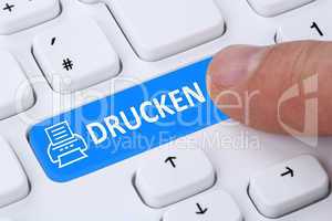 Button drücken drucken mit Drucker auf Computer