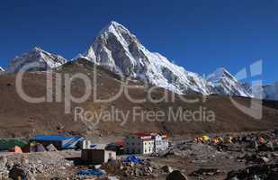 Gorak Shep and high mountains Pumo Ri and Lingtren