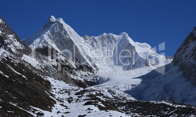 Kangchung Peak and glacier