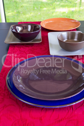 Empty place setting for food placement