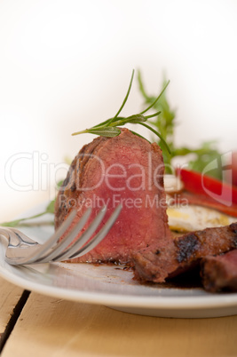 beef filet mignon grilled with vegetables