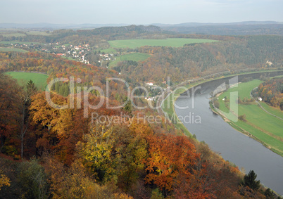 Elbsandsteingebirge im Herbst