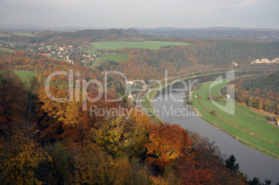 Elbsandsteingebirge im Herbst