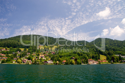 Wohnhäuser am Tegernsee