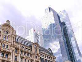 Galileo und Silberturm in Frankfurt am Main