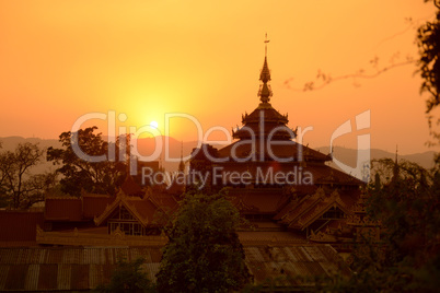 ASIA MYANMAR INLE LAKE NYAUNGSHWN CITY