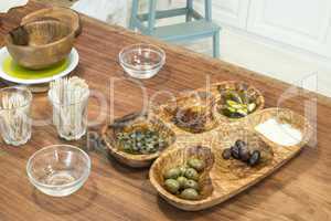 Olives in a wooden bowl