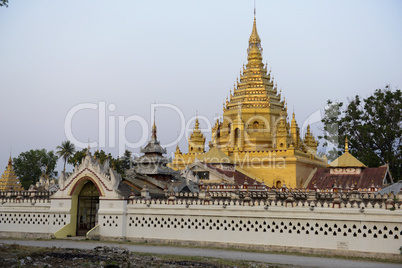 ASIA MYANMAR INLE LAKE NYAUNGSHWN PAGODA