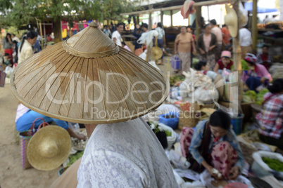 ASIA MYANMAR NYAUNGSHWE WEAVING FACTORY