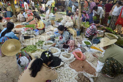 ASIA MYANMAR NYAUNGSHWE WEAVING FACTORY