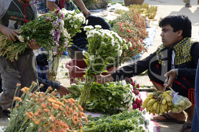 ASIA MYANMAR NYAUNGSHWE  MARKET