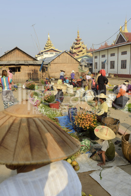 ASIA MYANMAR NYAUNGSHWE INLE LAKE MARKET