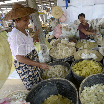 ASIA MYANMAR NYAUNGSHWE INLE LAKE MARKET