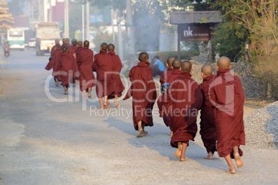 ASIA MYANMAR NYAUNGSHWE MONK