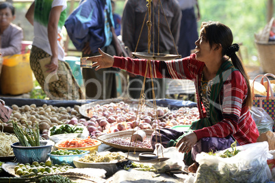 ASIA MYANMAR NYAUNGSHWE WEAVING FACTORY