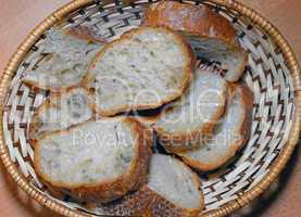Brot in einem Brotkorb