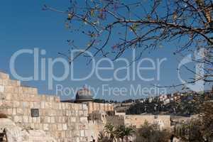 Temple Mount in Jerusalem, with Al-Aqsa Mosque and Ole City wall