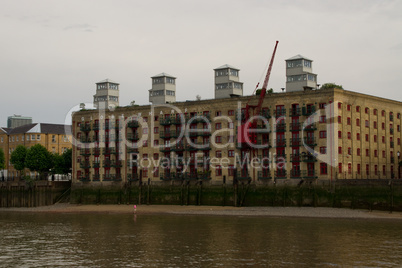 Industriegebiet an der Themse in London