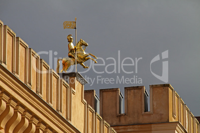 Der goldene Reiter auf dem Schweriner Rathaus