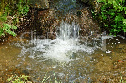 Kleiner Wasserfall