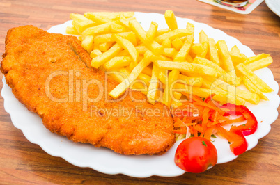 Wiener Schnitzel, Französisch frites