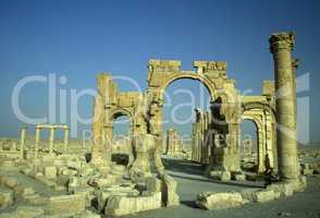 SYRIA PALMYRA ROMAN RUINS