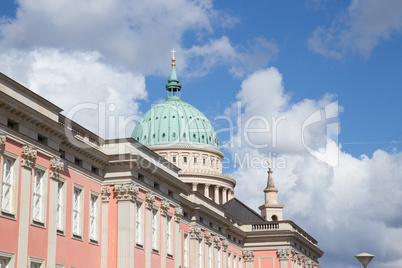 Nikolaikirche über Stadtschloss