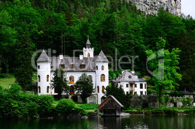 weisses schloss am see