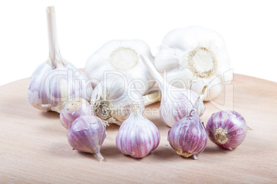 Organic garlic .