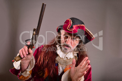 Old pirate doesn't beleive