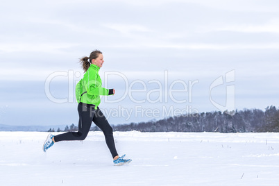 junge Frau beim joggen