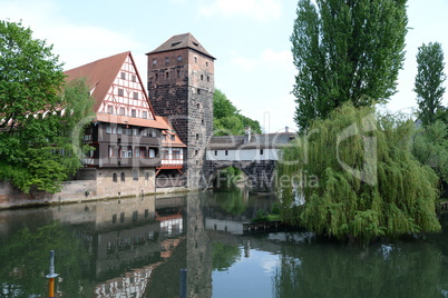 Weinstadl und Wasserturm in Nürnberg