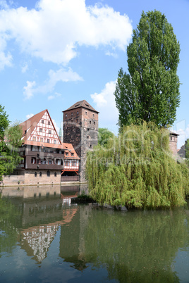 Weinstadl und Wasserturm in Nürnberg