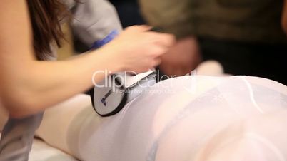 Vacuum roller massager close up process