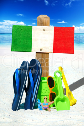 Holzschild mit Italien Flagge am Strand