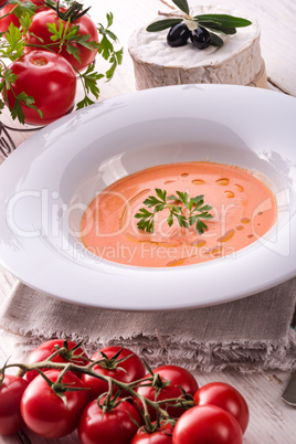 Rustic tomato soup