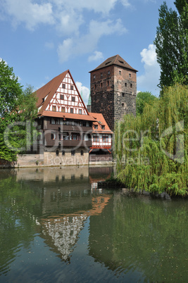 Weinstadel und Wasserturm in Nürnberg