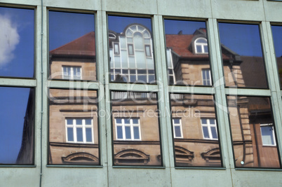 Spiegelung in Nürnberg