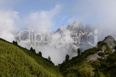 Wolken an der Marchreisenspitze