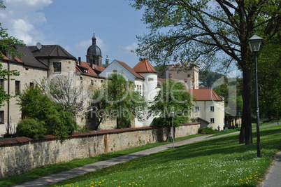 Stadtmauer am Basteisteg in Amberg