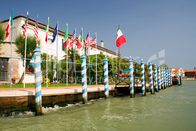Pier an einem Kanal in Venedig