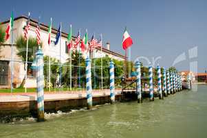 Pier an einem Kanal in Venedig