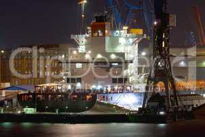 Hamburg, Blohm und Voss Dock 17: Liverpool Express im Dock