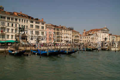 Steg am Pier von Venedig