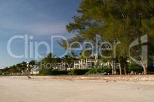 Strand mit Wohnhäusern in Fort Myers Florida